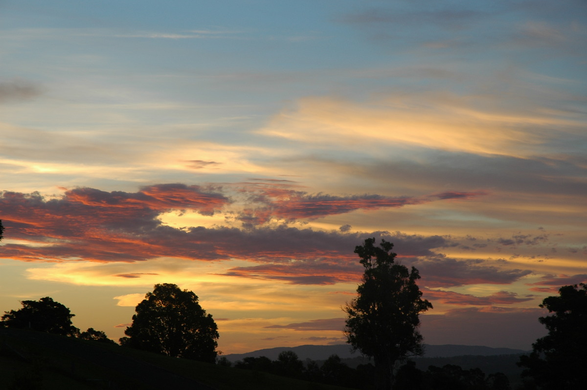 altocumulus altocumulus_cloud : McLeans Ridges, NSW   6 March 2006