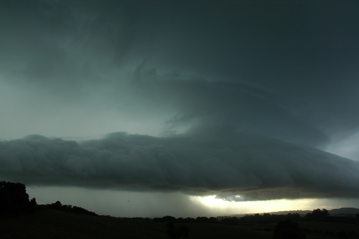 shelfcloud shelf_cloud : Saint Helena, NSW   4 April 2006