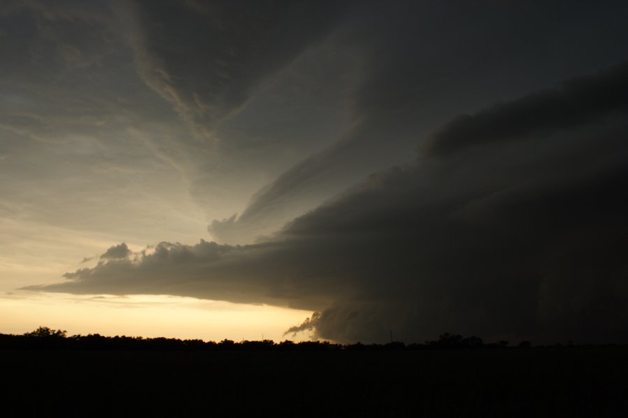 cumulonimbus supercell_thunderstorm : Jayton, Texas, USA   3 May 2006