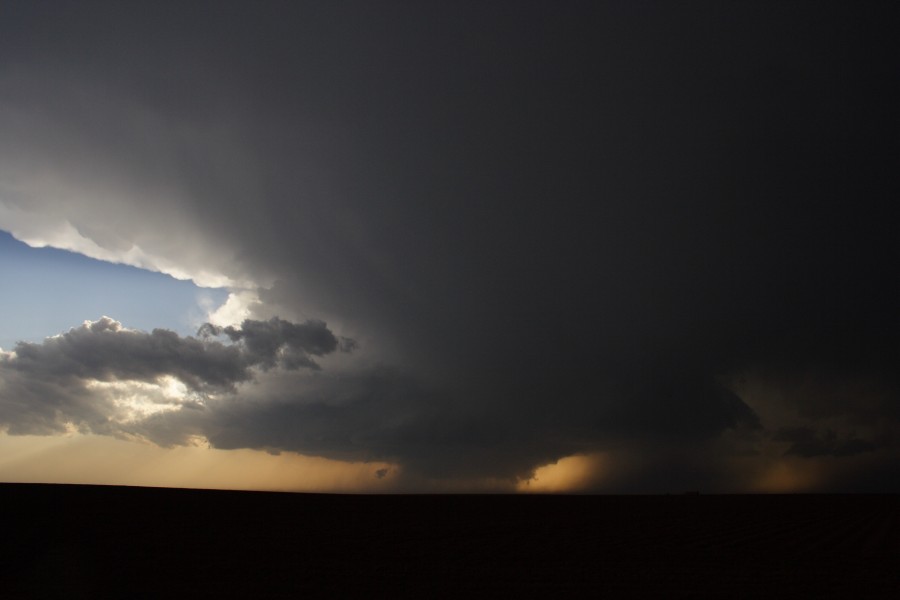 cumulonimbus supercell_thunderstorm : Patricia, Texas, USA   5 May 2006