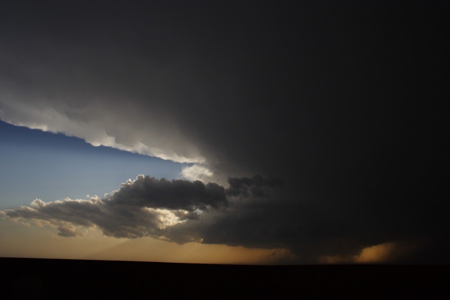 cumulonimbus supercell_thunderstorm : Patricia, Texas, USA   5 May 2006