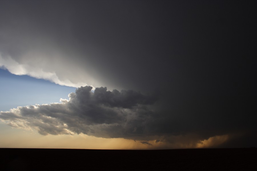 cumulonimbus supercell_thunderstorm : Patricia, Texas, USA   5 May 2006