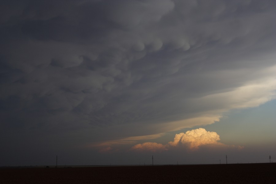 anvil thunderstorm_anvils : Patricia, Texas, USA   5 May 2006