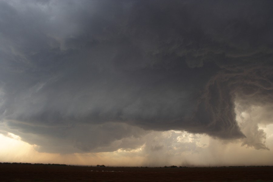 cumulonimbus supercell_thunderstorm : Patricia, Texas, USA   5 May 2006