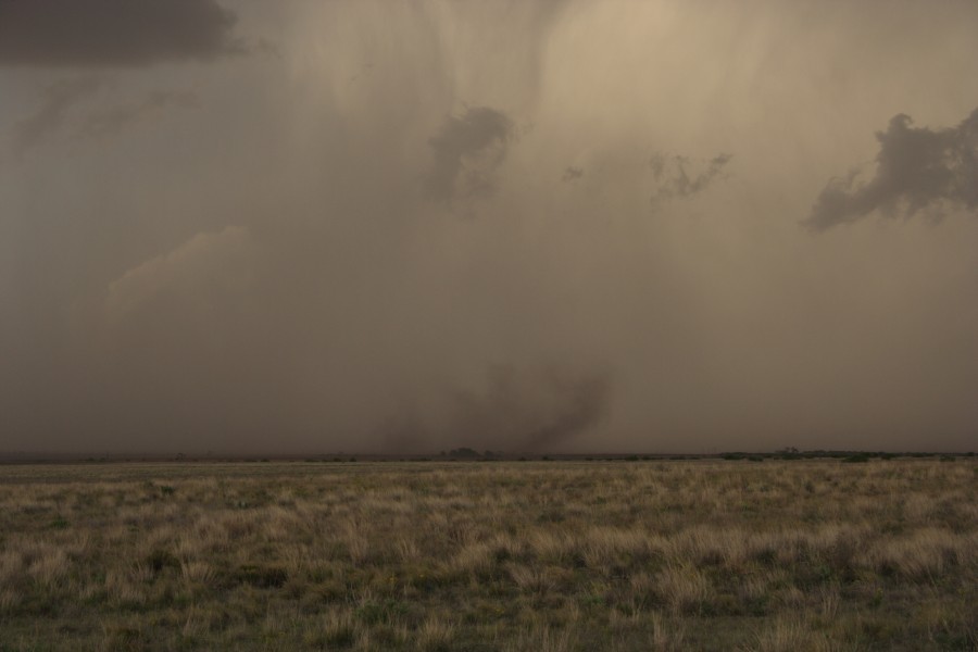 cumulonimbus supercell_thunderstorm : Patricia, Texas, USA   5 May 2006