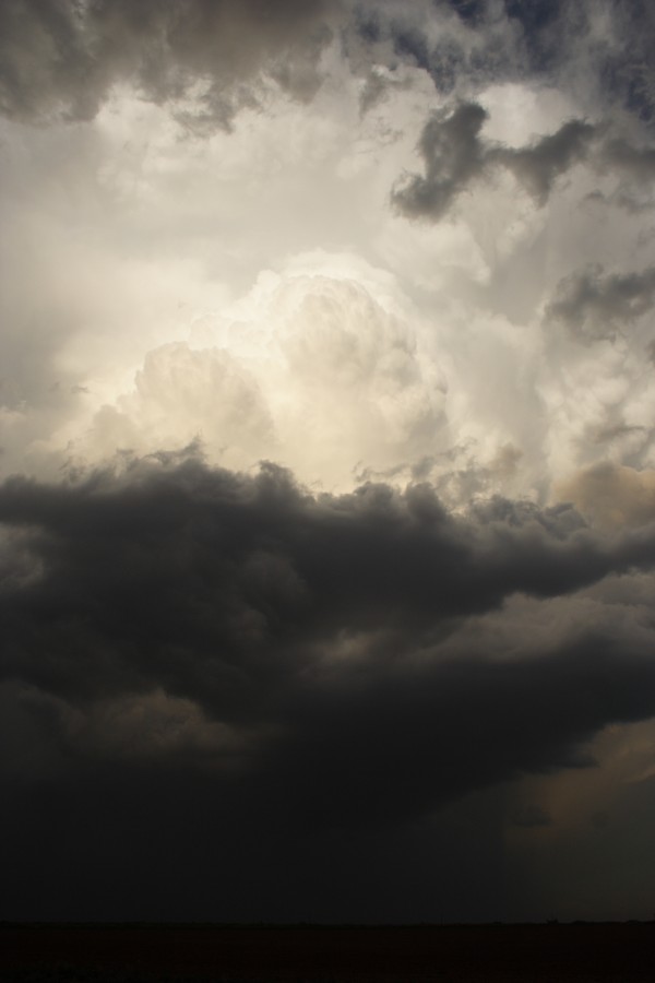 updraft thunderstorm_updrafts : S of Patricia, Texas, USA   5 May 2006