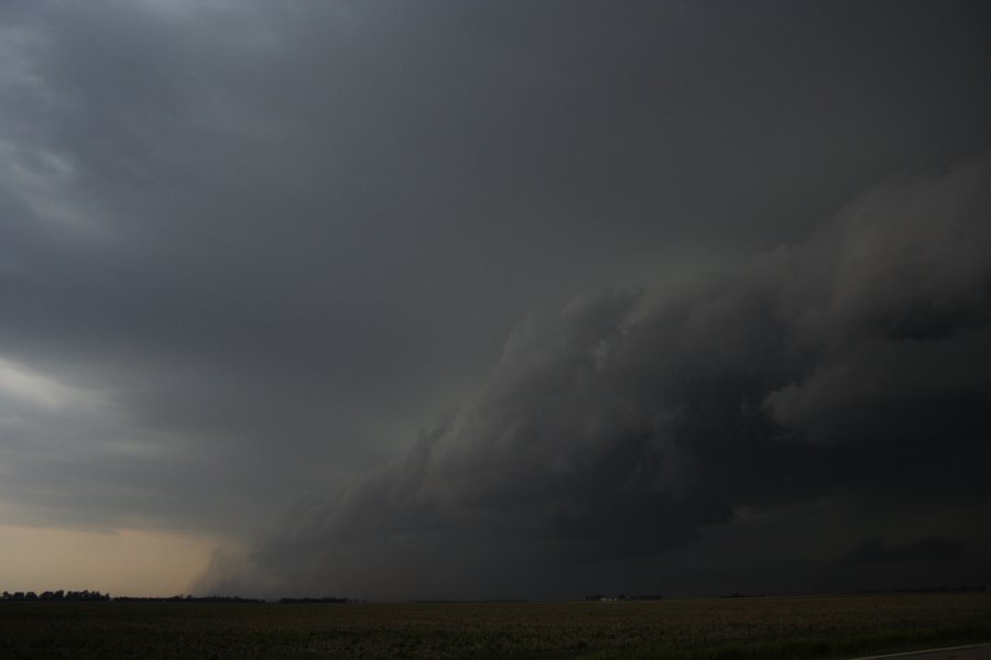 shelfcloud shelf_cloud : NE of Grand Island, Nebraska, USA   23 May 2006