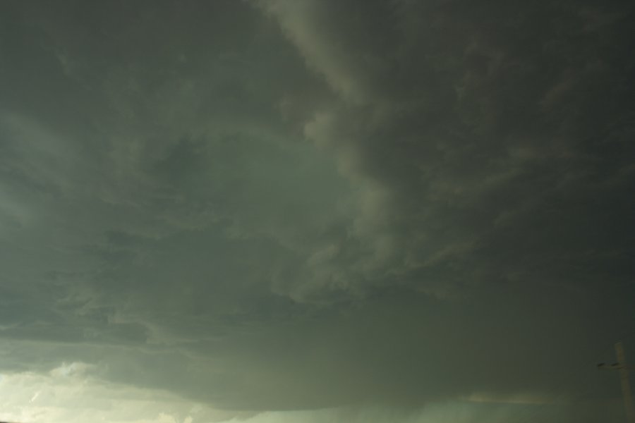 cumulonimbus supercell_thunderstorm : SW of Hoxie, Kansas, USA   26 May 2006