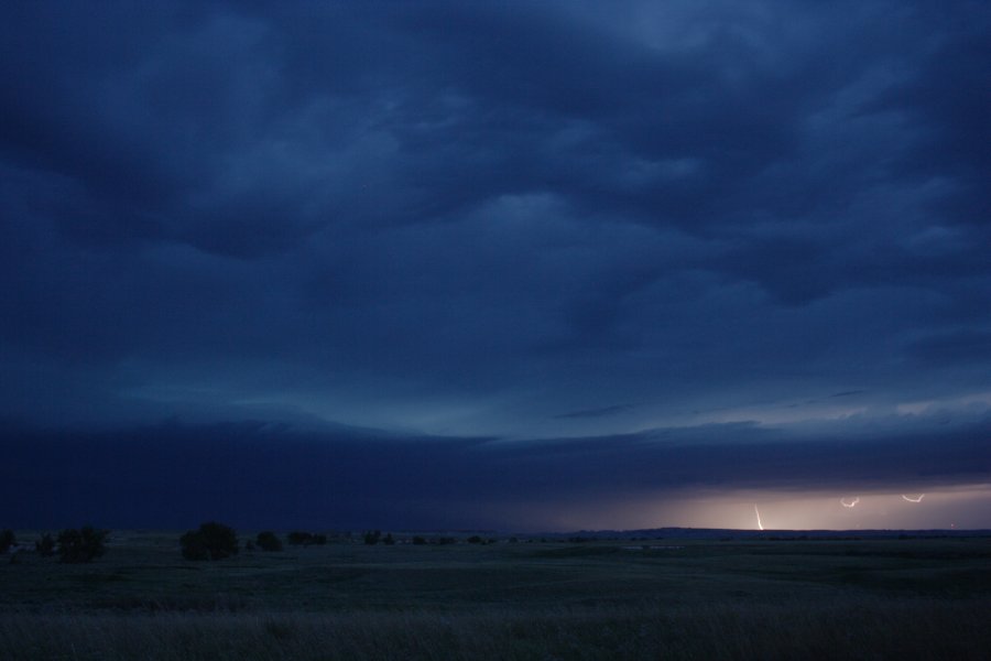 lightning lightning_bolts : near Rapid City, South Dakota, USA   28 May 2006