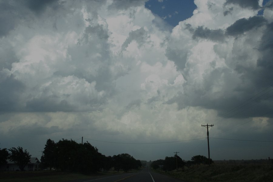 cumulonimbus supercell_thunderstorm : E of Wheeler, Texas, USA   30 May 2006