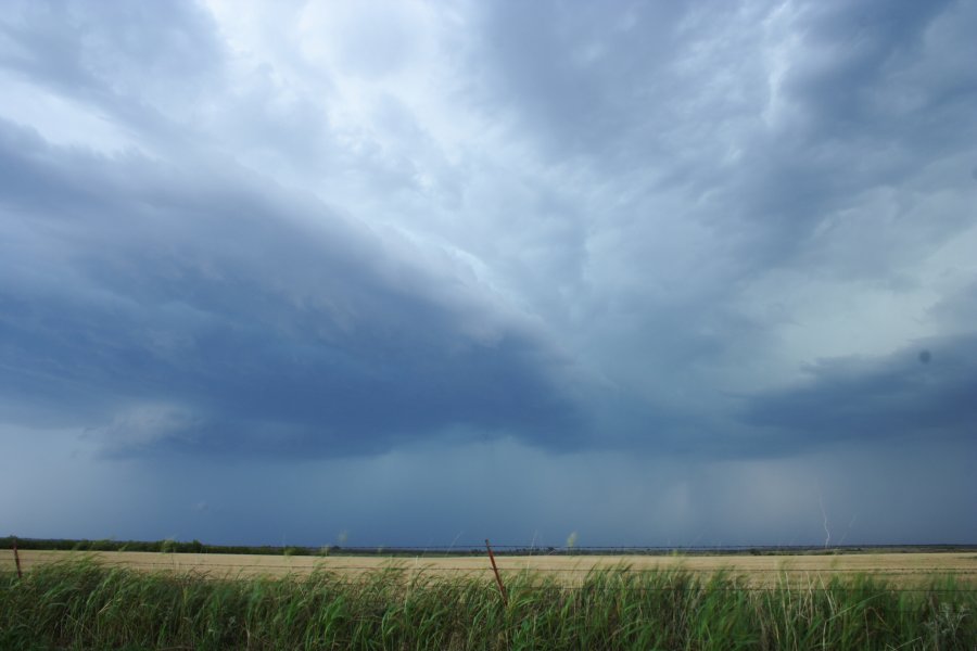 cumulonimbus thunderstorm_base : near Mangum, Oklahoma, USA   30 May 2006