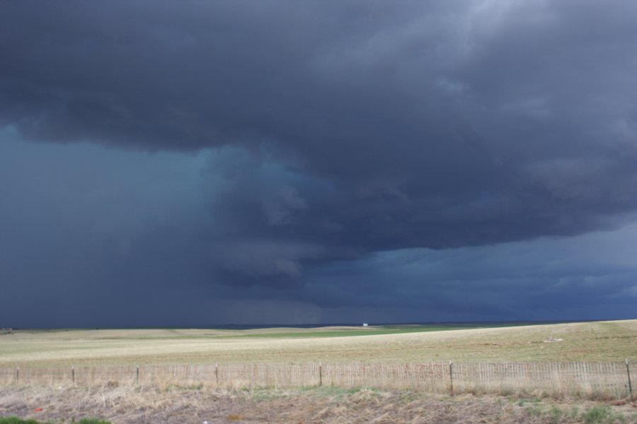 cumulonimbus thunderstorm_base : E of Limon, Colorado, USA   31 May 2006