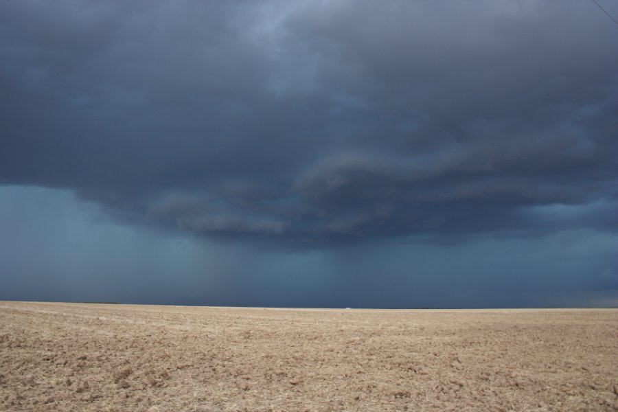 cumulonimbus thunderstorm_base : E of Limon, Colorado, USA   31 May 2006