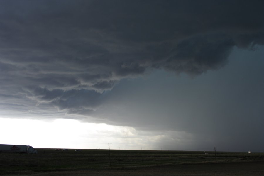 cumulonimbus supercell_thunderstorm : E of Limon, Colorado, USA   31 May 2006