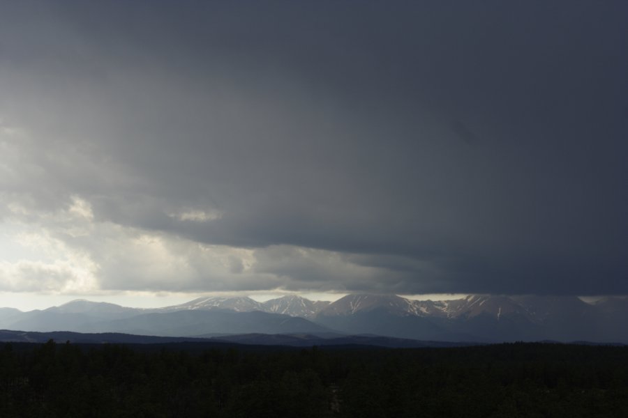 snow snow_pictures : W of Raton, New Mexico, USA   1 June 2006