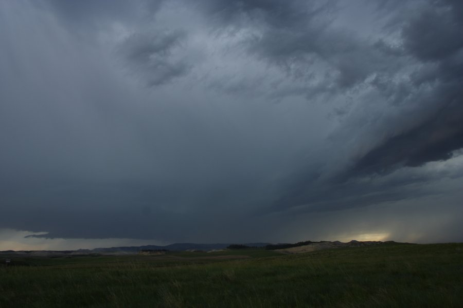 cumulonimbus thunderstorm_base : E of Billings, Montana, USA   8 June 2006