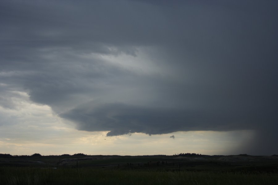 cumulonimbus supercell_thunderstorm : E of Billings, Montana, USA   8 June 2006