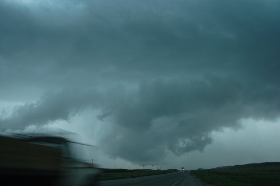 cumulonimbus supercell_thunderstorm : NW of Newcastle, Wyoming, USA   9 June 2006