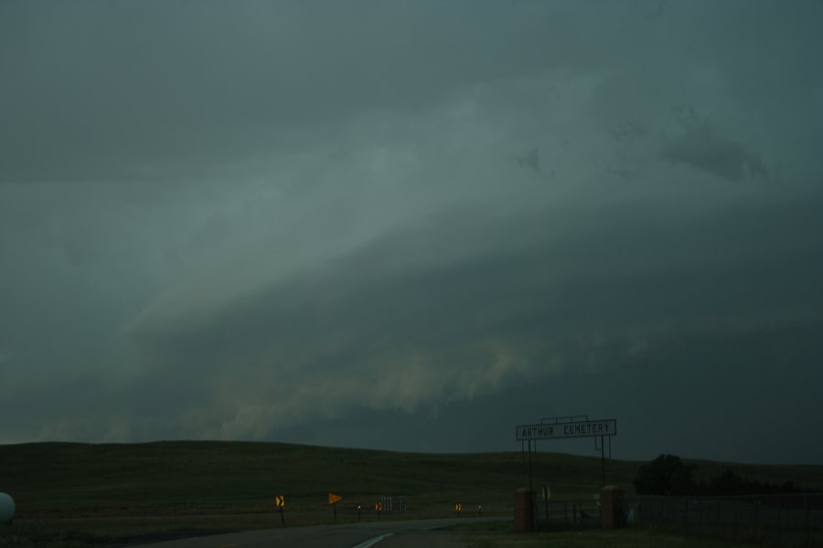 cumulonimbus supercell_thunderstorm : N of Authur, Nebraska, USA   10 June 2006