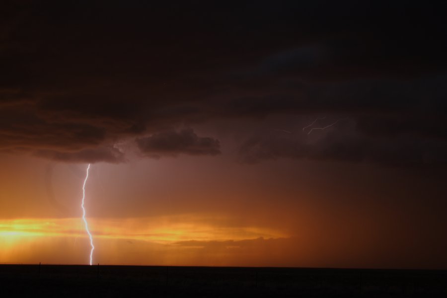 cumulonimbus thunderstorm_base : S of Fort Morgan, Colorado, USA   11 June 2006