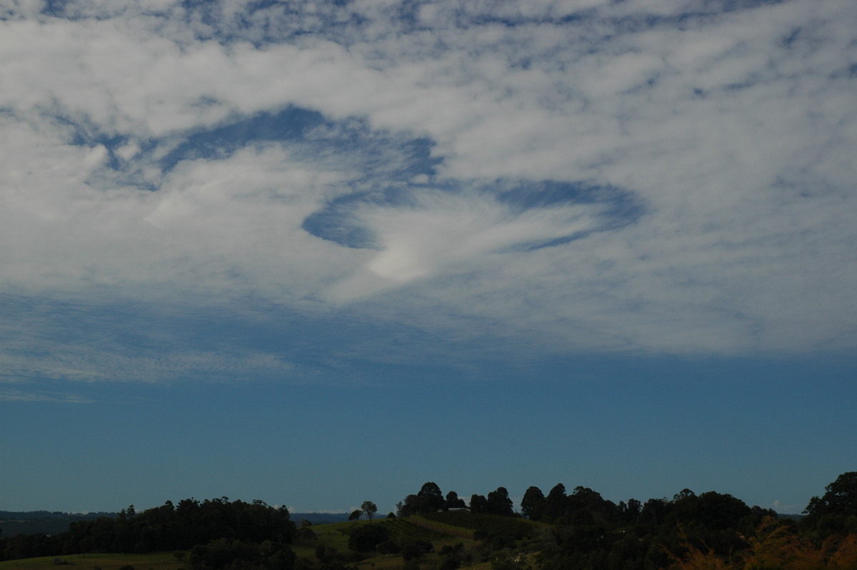 altocumulus altocumulus_cloud : McLeans Ridges, NSW   17 August 2006