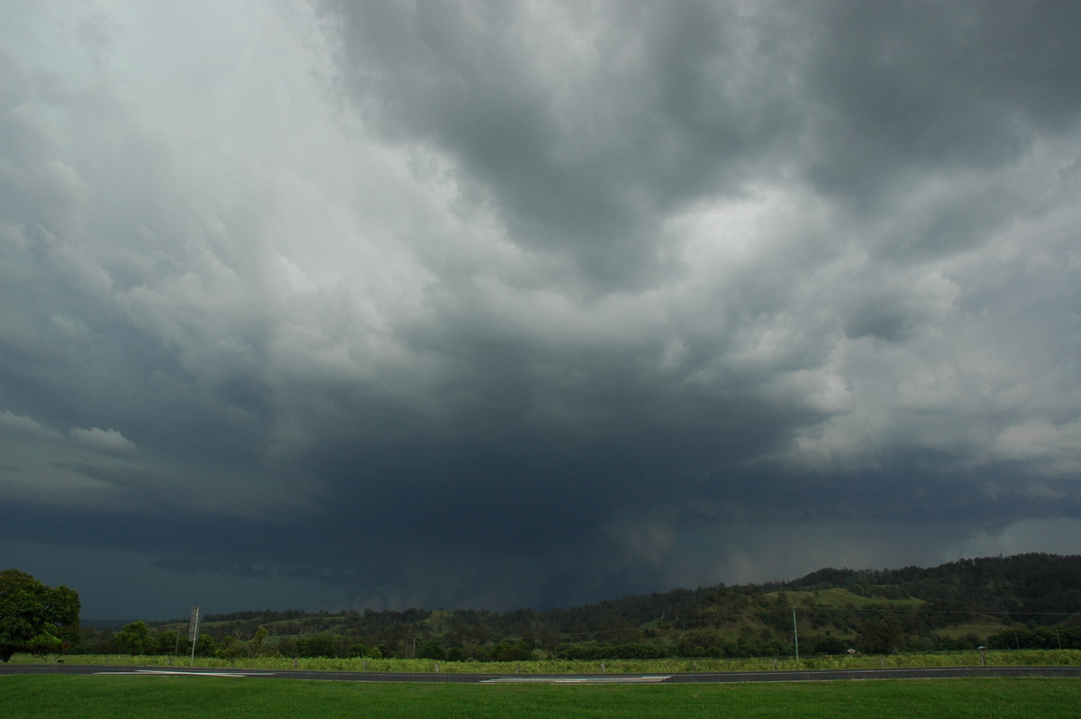 cumulonimbus supercell_thunderstorm : Wiangaree, NSW   8 November 2006