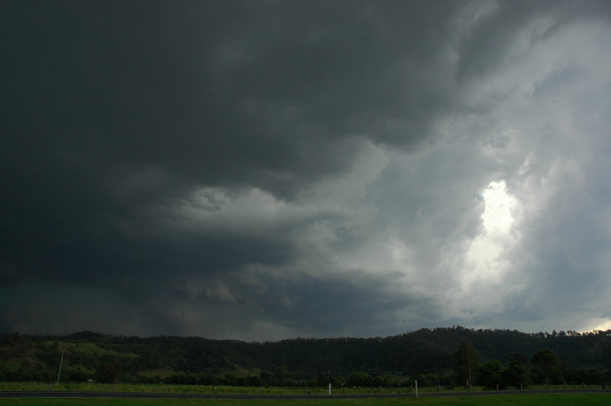 cumulonimbus supercell_thunderstorm : Wiangaree, NSW   8 November 2006