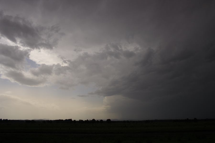 thunderstorm cumulonimbus_incus : Coopernook, NSW   13 November 2006