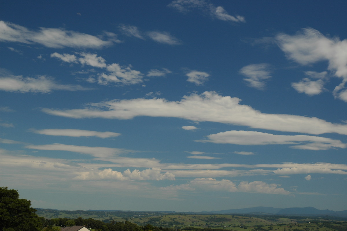 altocumulus lenticularis : McLeans Ridges, NSW   13 November 2006