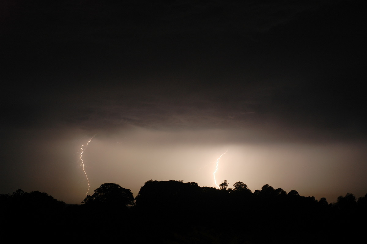 lightning lightning_bolts : McLeans Ridges, NSW   13 November 2006