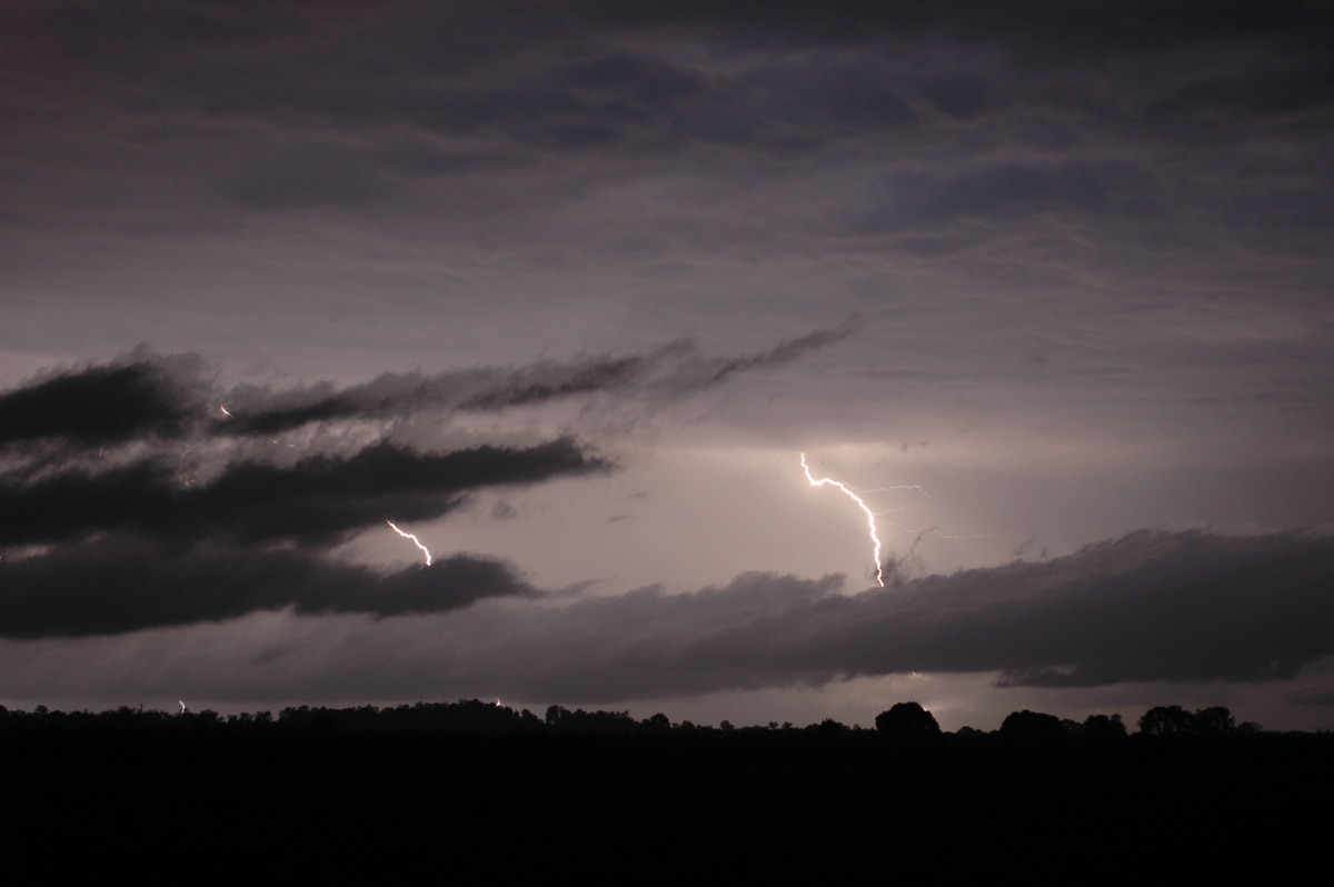 lightning lightning_bolts : near Coraki, NSW   26 November 2006