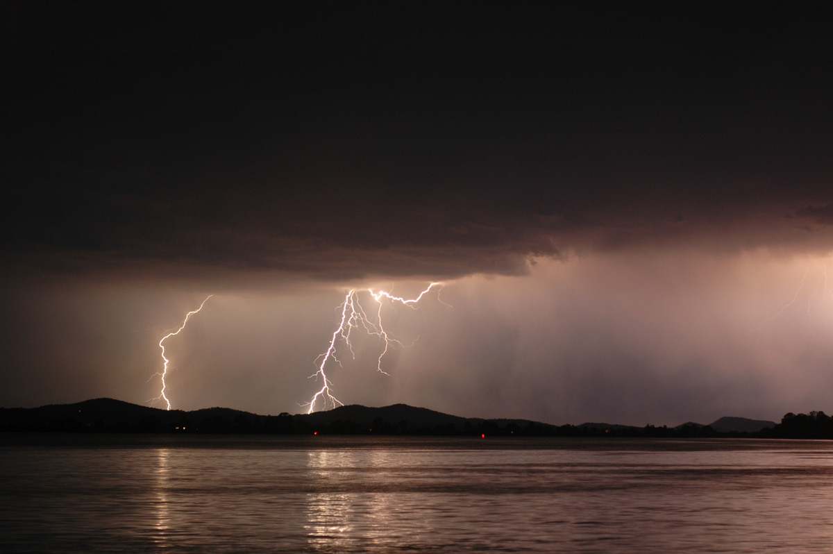 lightning lightning_bolts : Lawrence, NSW   28 November 2006