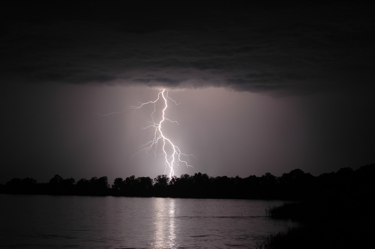 lightning lightning_bolts : Lawrence, NSW   28 November 2006