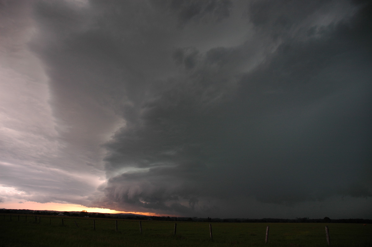 shelfcloud shelf_cloud : N of Casino, NSW   15 December 2006