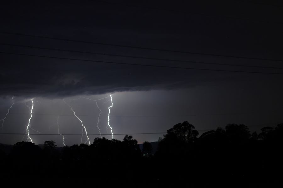 lightning lightning_bolts : E of Muswellbrook, NSW   12 January 2007