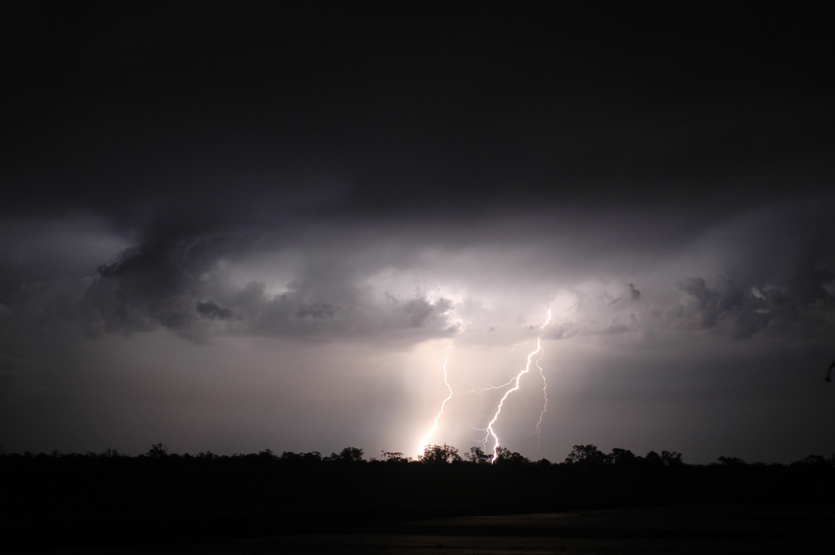 lightning lightning_bolts : Milmerran, QLD   13 January 2007