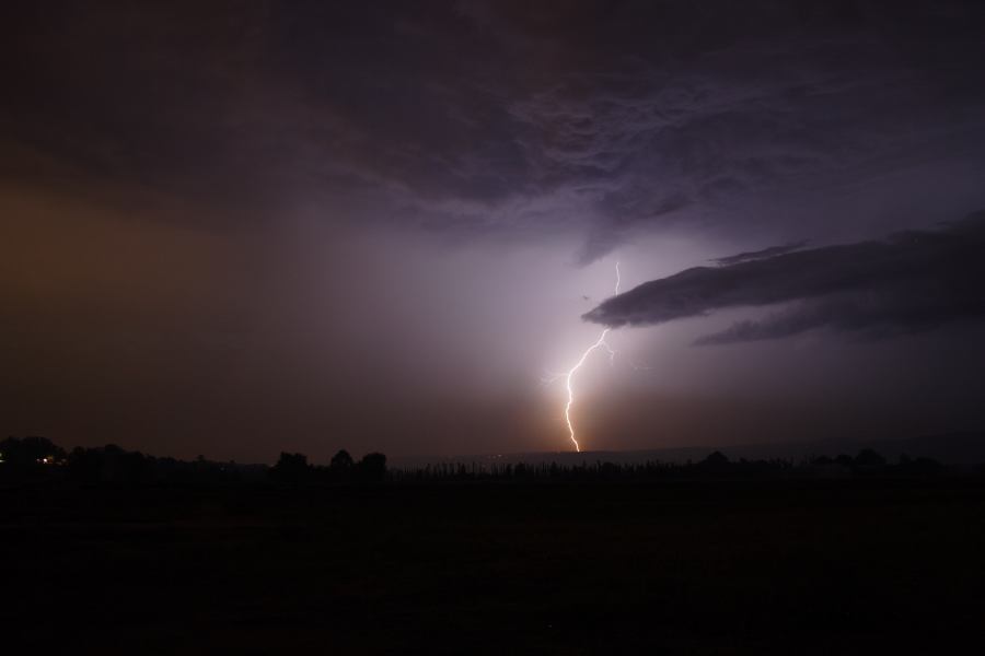 lightning lightning_bolts : near Yurramundi, NSW   23 January 2007