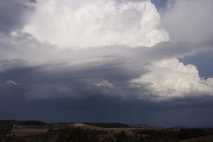 cumulonimbus thunderstorm_base : S of Cherry Tree Hill, NSW   3 February 2007