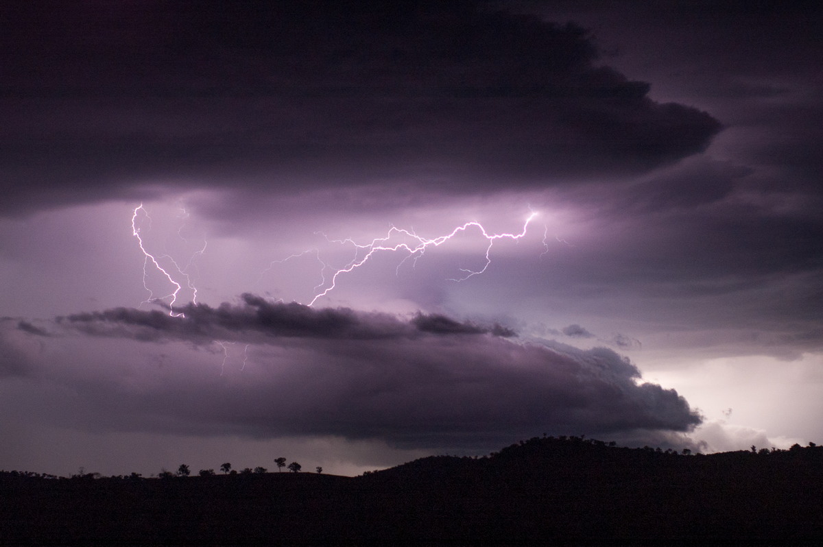 shelfcloud shelf_cloud : W of Tenterfield, NSW   10 February 2007