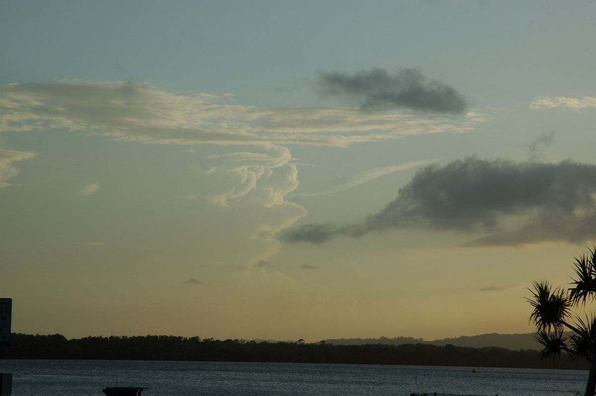 thunderstorm cumulonimbus_incus : Ballina, NSW   28 February 2007