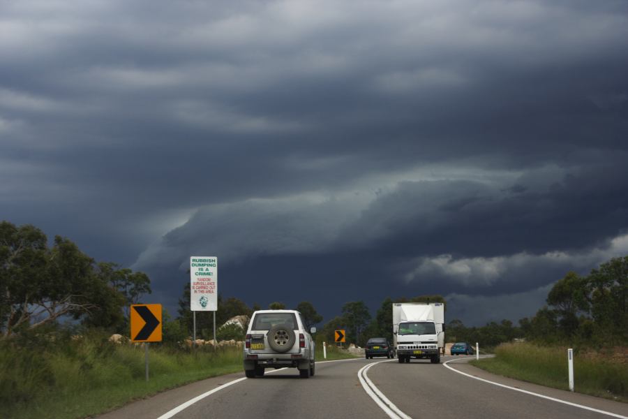 shelfcloud shelf_cloud : near Heathcote, NSW   8 March 2007