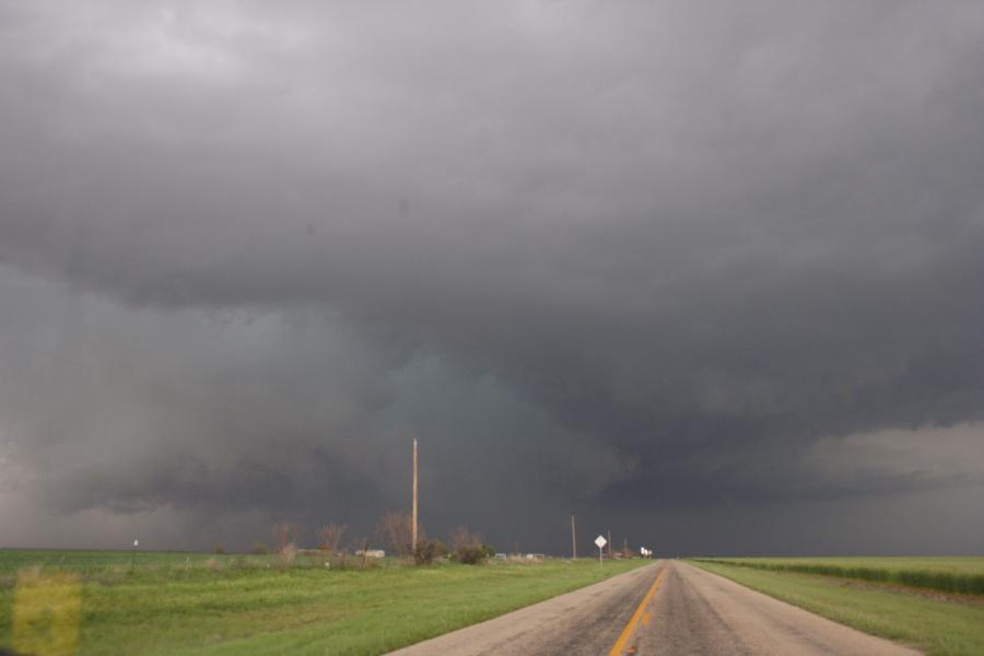 cumulonimbus supercell_thunderstorm : SSW of Seymour, Texas, USA   13 April 2007