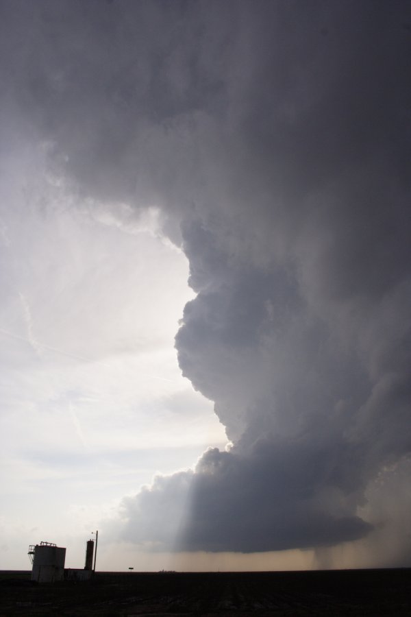 cumulonimbus supercell_thunderstorm : S of White Deer, Texas, USA   23 April 2007