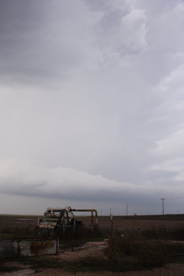 inflowband thunderstorm_inflow_band : S of White Deer, Texas, USA   23 April 2007