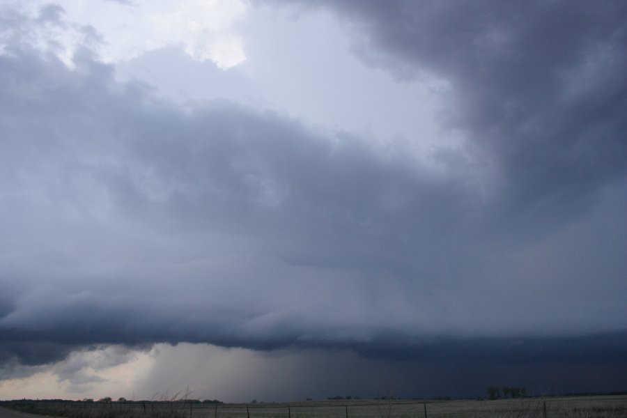 raincascade precipitation_cascade : Nickerson, Kansas, USA   24 April 2007