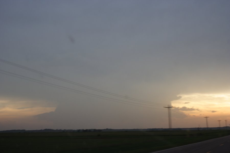 cumulonimbus supercell_thunderstorm : E of Woodward, Oklahoma, USA   4 May 2007