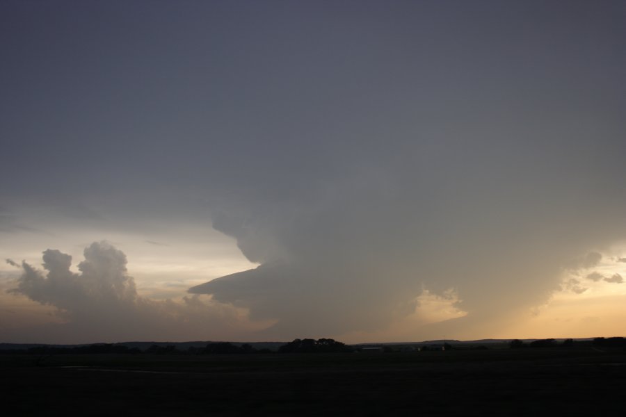 anvil thunderstorm_anvils : E of Woodward, Oklahoma, USA   4 May 2007