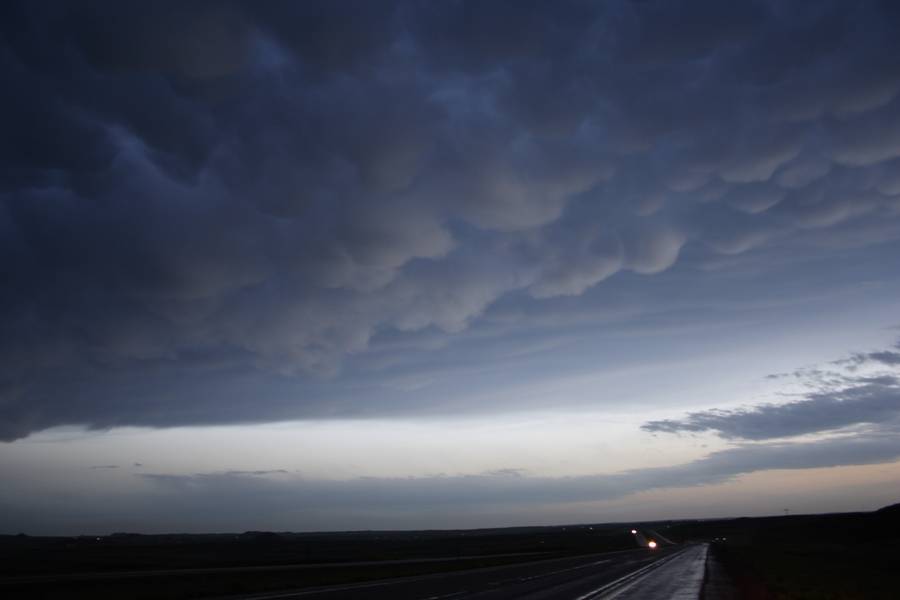 mammatus mammatus_cloud : Gillette, Wyoming, USA   20 May 2007