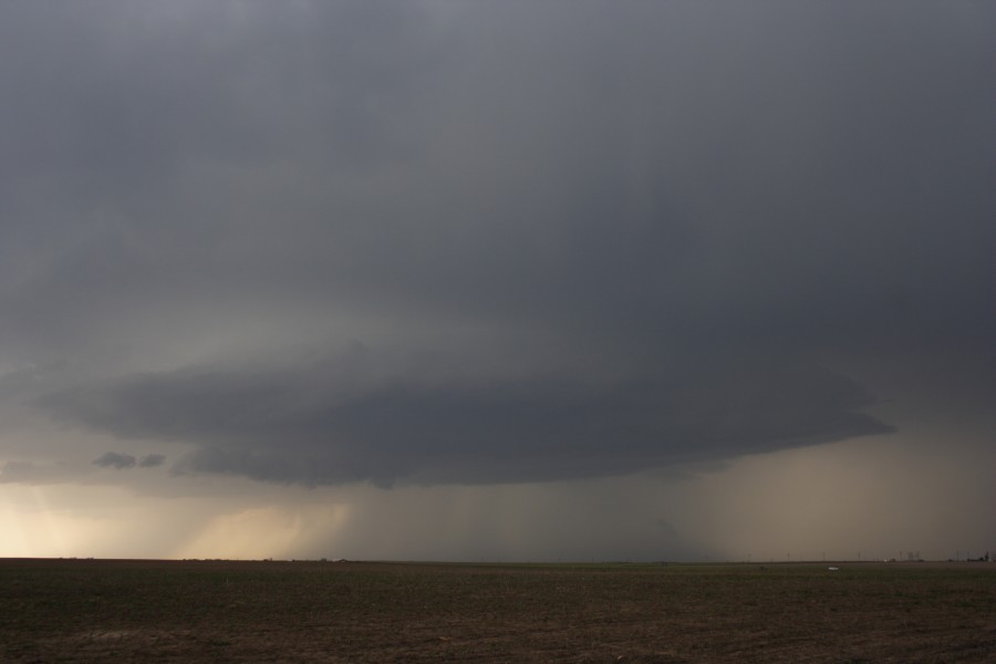 raincascade precipitation_cascade : W of WaKeeney, Kansas, USA   22 May 2007