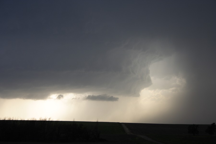 cumulonimbus thunderstorm_base : E of St Peters, Kansas, USA   22 May 2007